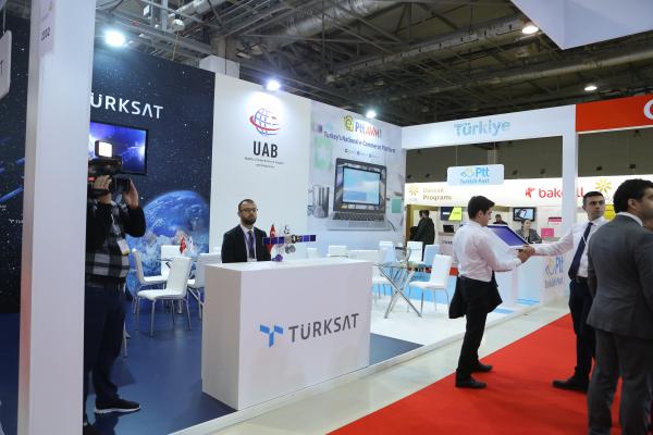 The Bakutel 2018 exhibition is not limited to a demonstration of advances in information technology. Global platform for shaping exhibition business conferences, prospective partnerships, new aspects of the digital future - SmartExpo.Az title=